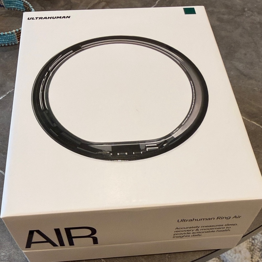Ultrahuman Ring Air - Gold smart ring